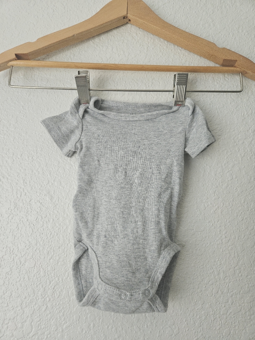 H&M Light Gray Ribbed Baby Bodysuit